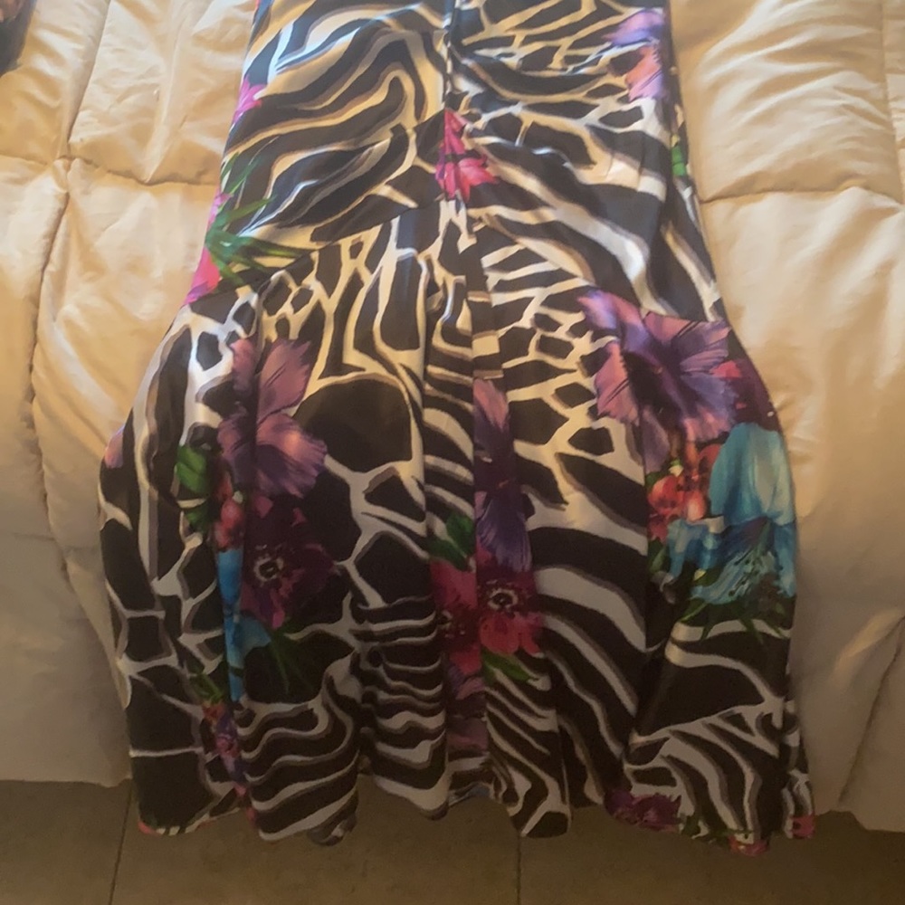 Cache gown mermaid dress.